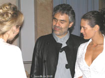 Andrea talking to the director of the Deutsche Oper Kirsten Harms, Berlin, 6-18-2005, copyright www.bocelli.de, thanks to Astrid