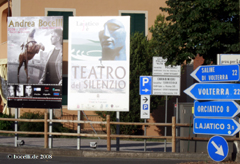 Weg zum Teatro del Silenzio, copyright www.bocelli.de 2008