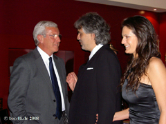 Andrea, Veronica e Marcello Lippi, Dec 2008, Milano, copyright www.bocelli.de